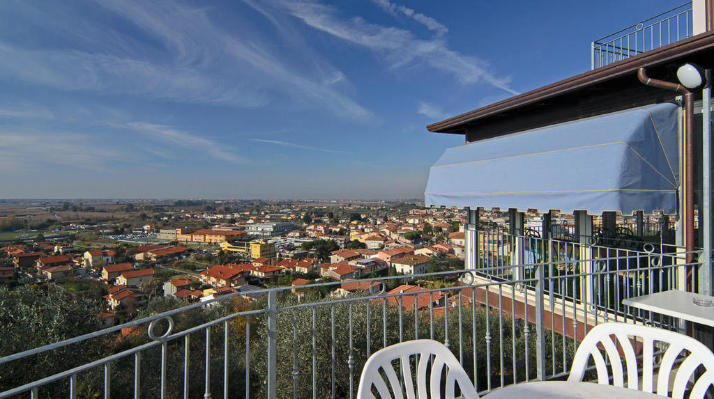 La Chandelle Massarosa Exterior photo